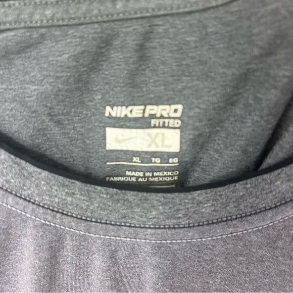 Nike pro fitted Athletic ShortSleeve Shirt - Picture 5 of 6